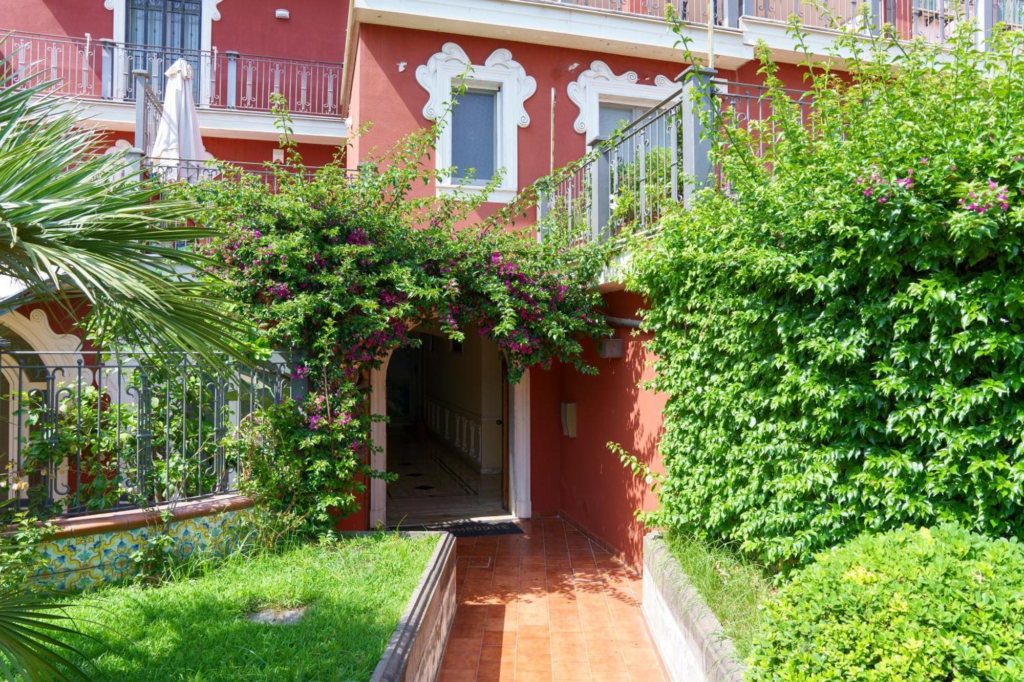 Suite Aphrodite - Exclusive Flat Salerno Exterior foto